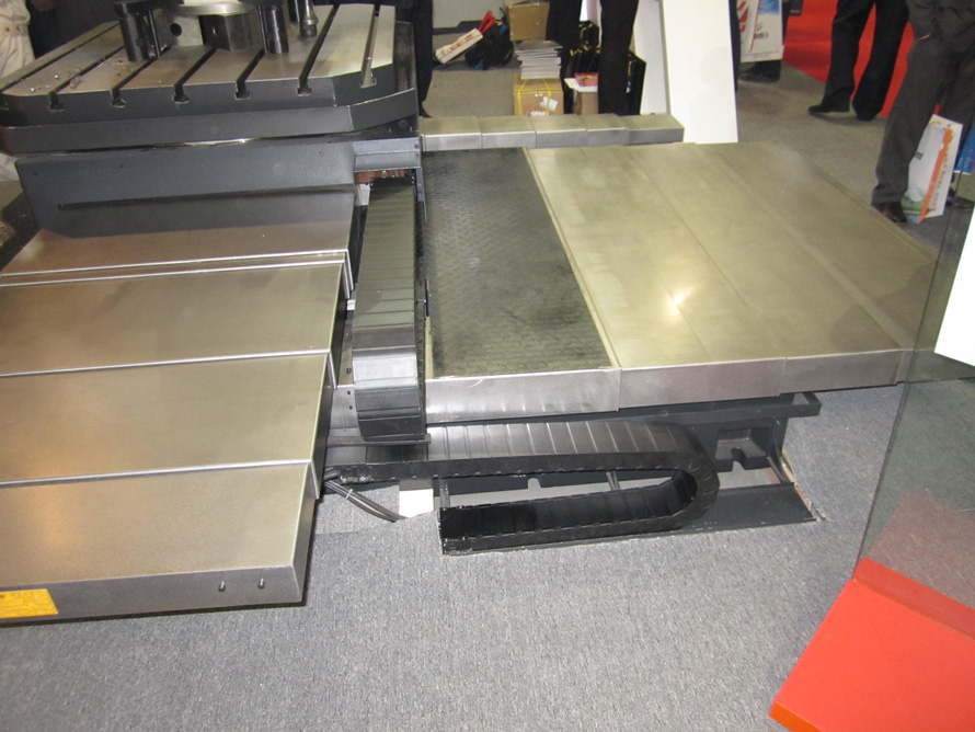 自動(dòng)化設(shè)備上的拖鏈應(yīng)用 自動(dòng)化設(shè)備上的拖鏈應(yīng)用